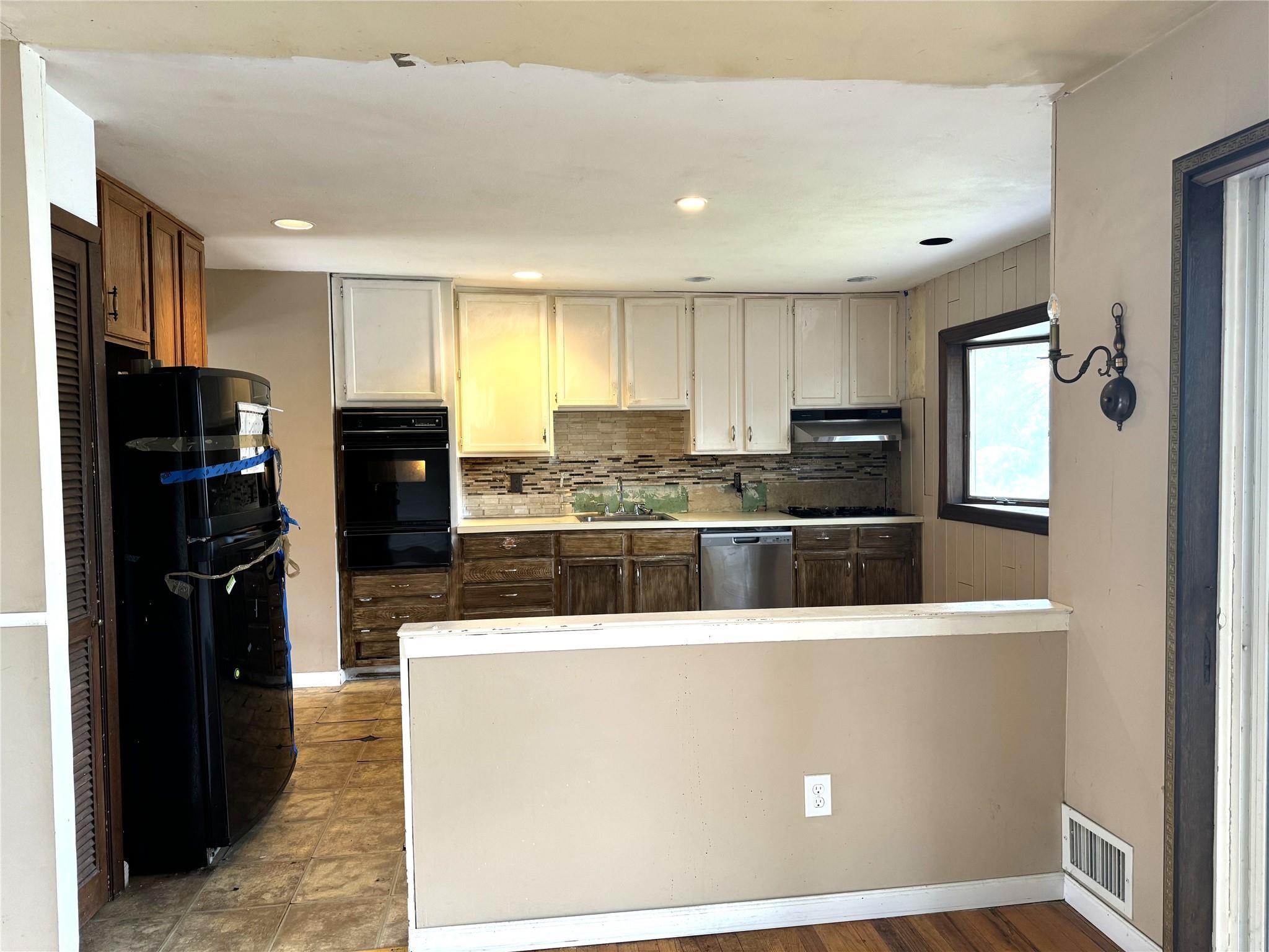 Single Family Kennedy  Suffolk County, NY 11720, MLS-883019-4