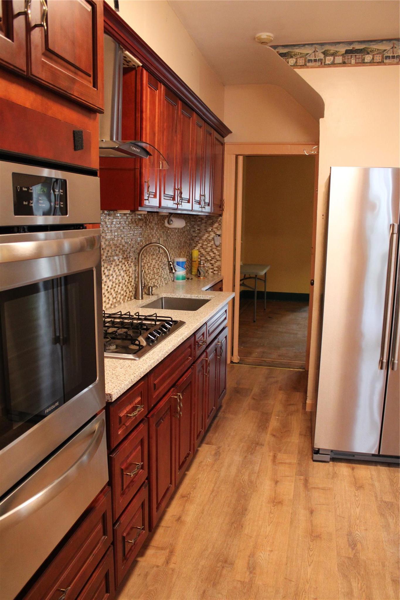 Single Family 84  Queens, NY 11370, MLS-883022-11