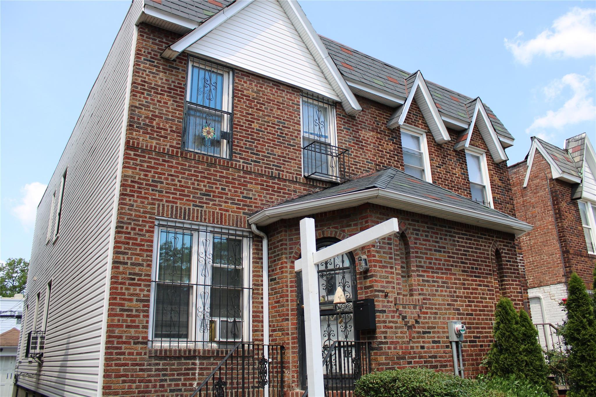 Single Family 84  Queens, NY 11370, MLS-883022-2