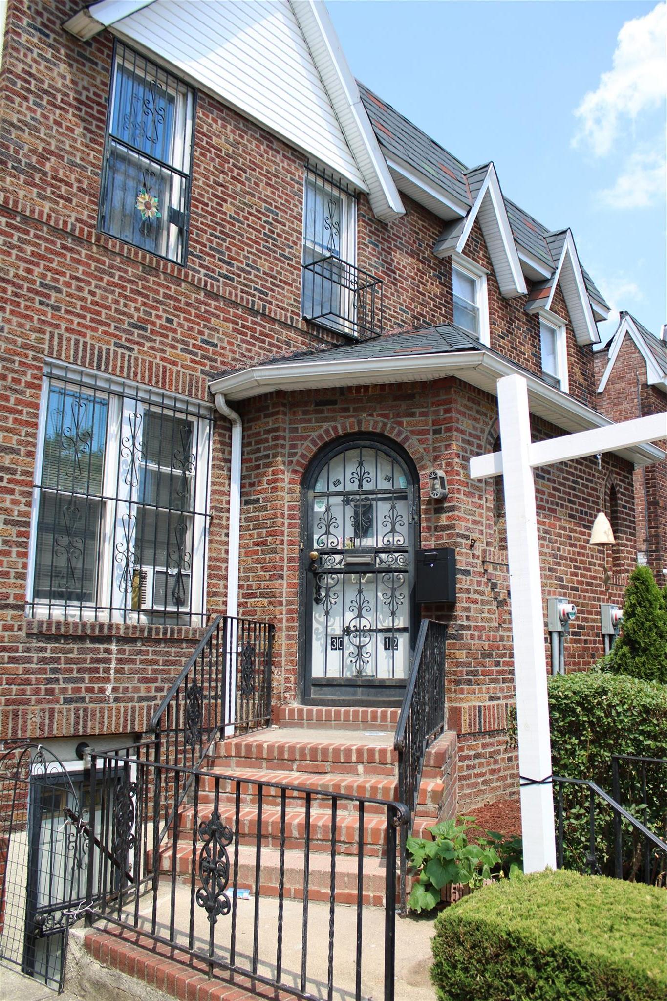 Single Family 84  Queens, NY 11370, MLS-883022-3