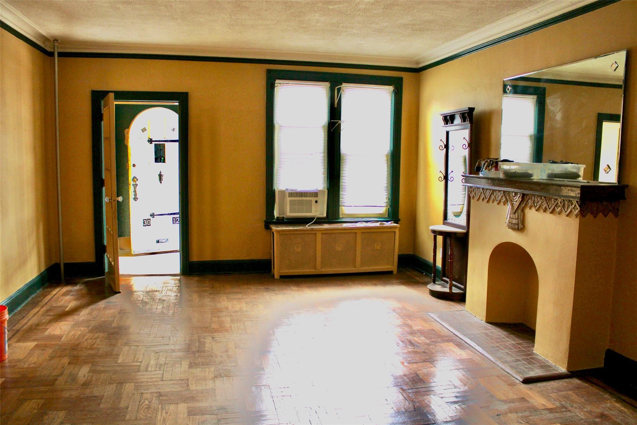 Single Family 84  Queens, NY 11370, MLS-883022-9