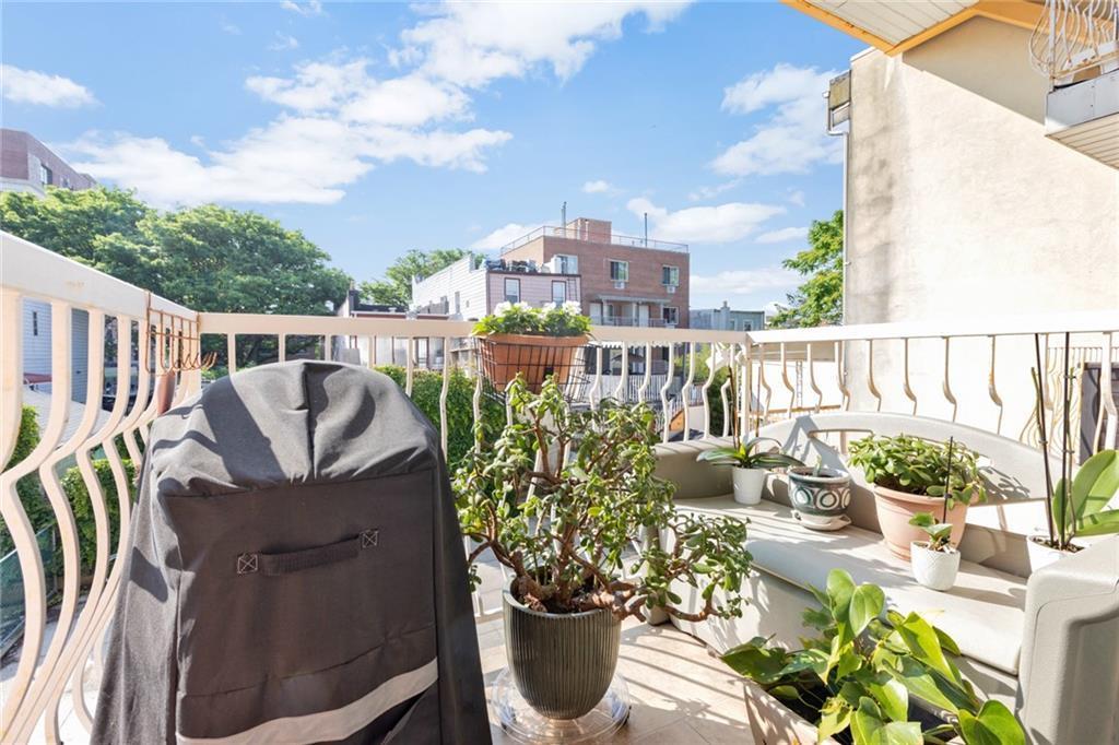 Condo 28th  Brooklyn, NY 11214, MLS-883042-40