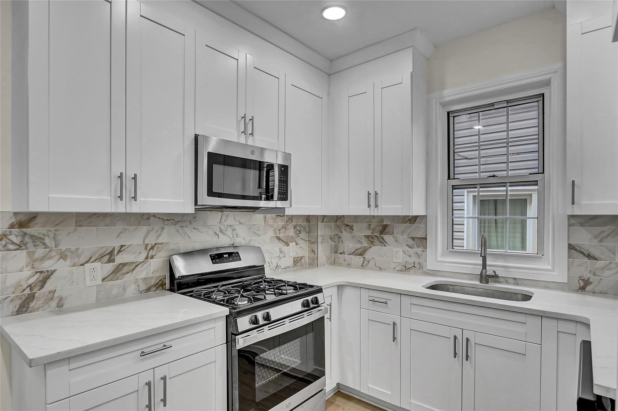 Single Family 78th  Queens, NY 11385, MLS-883060-15