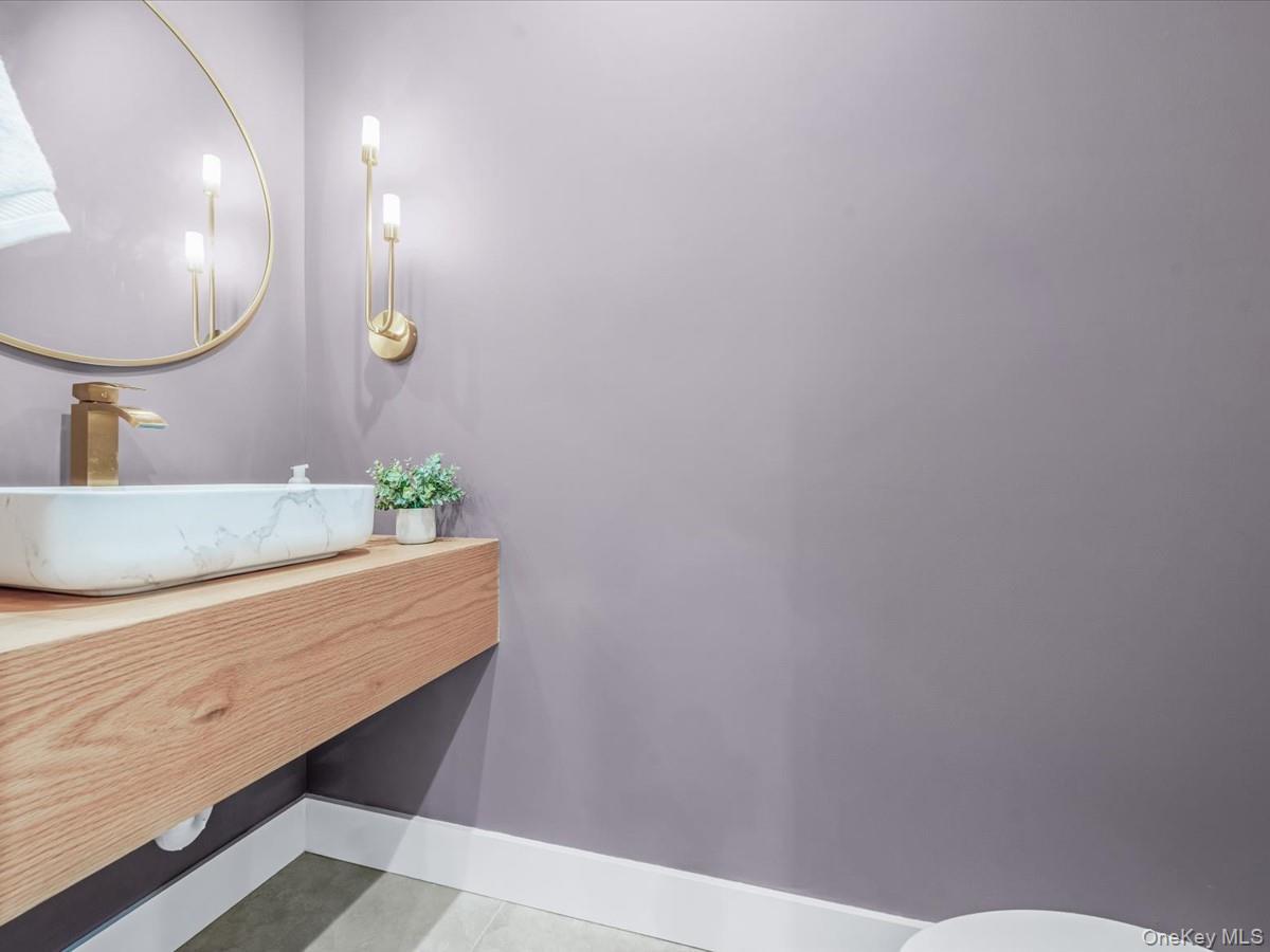 Single Family Stewart Nassau County, NY 11530, MLS-883095-19