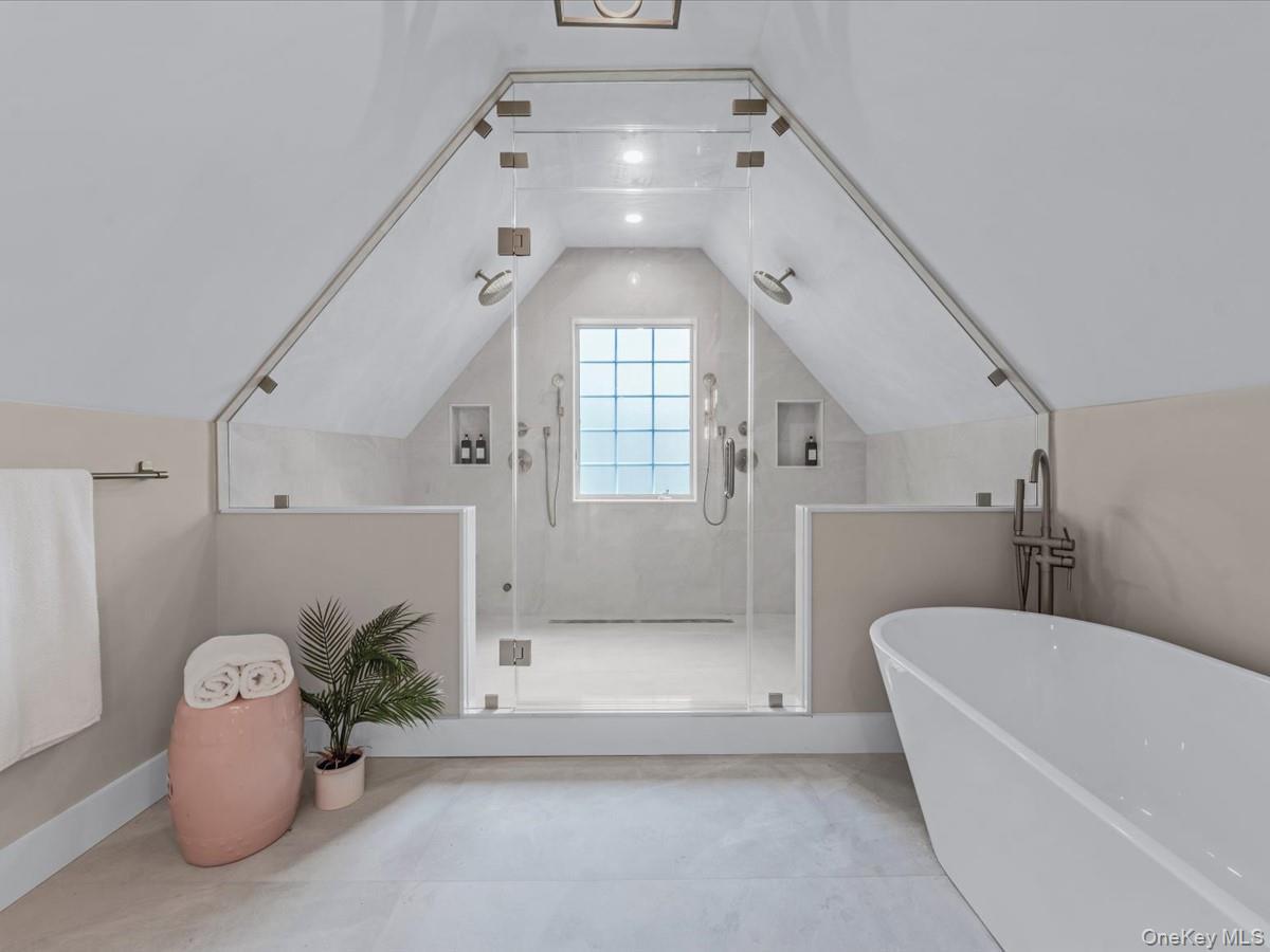 Single Family Stewart Nassau County, NY 11530, MLS-883095-26