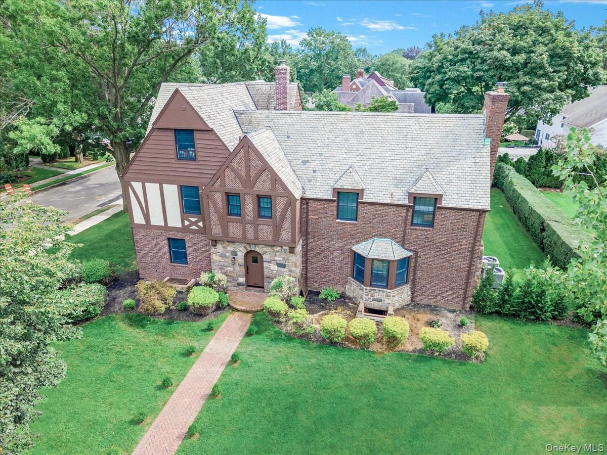 Single Family Stewart Nassau County, NY 11530, MLS-883095-3