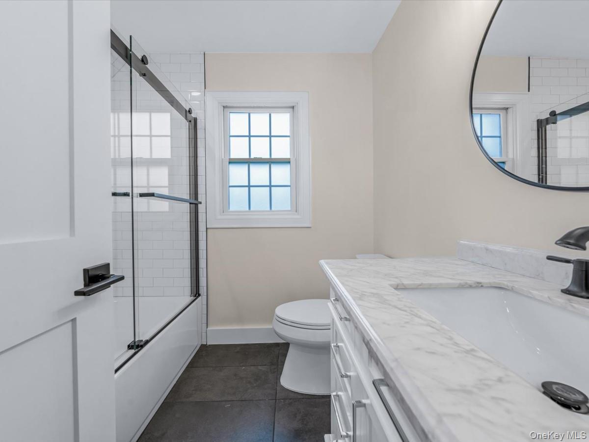 Single Family Stewart Nassau County, NY 11530, MLS-883095-34