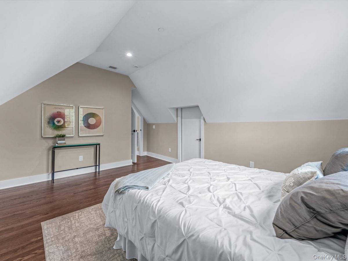 Single Family Stewart Nassau County, NY 11530, MLS-883095-38