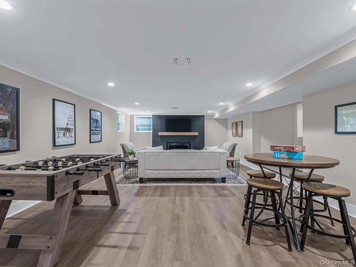 Single Family Stewart Nassau County, NY 11530, MLS-883095-42