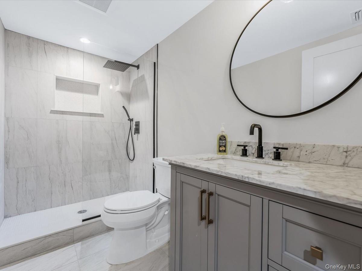 Single Family Stewart Nassau County, NY 11530, MLS-883095-46