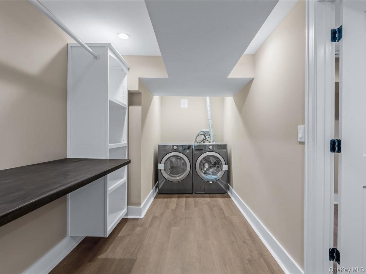 Single Family Stewart Nassau County, NY 11530, MLS-883095-47