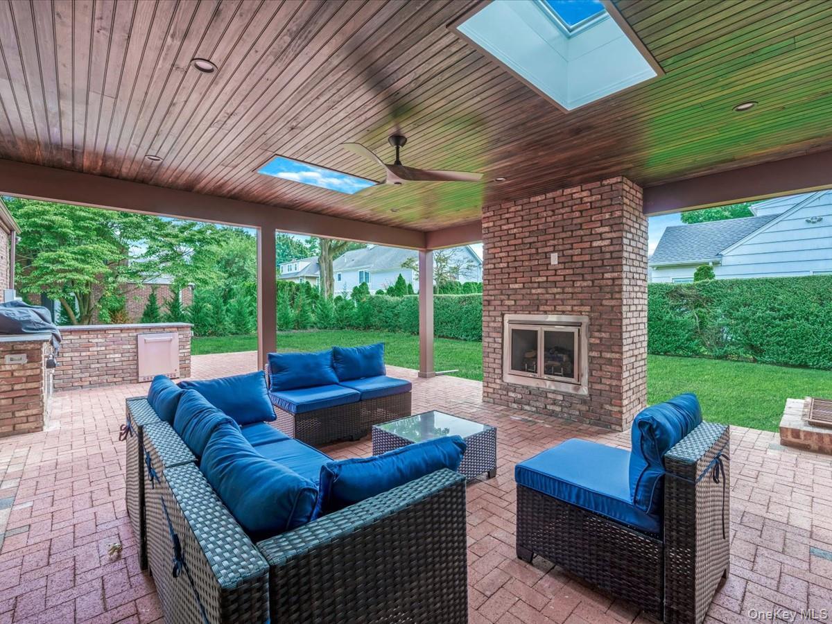 Single Family Stewart  Nassau County, NY 11530, MLS-883095-49