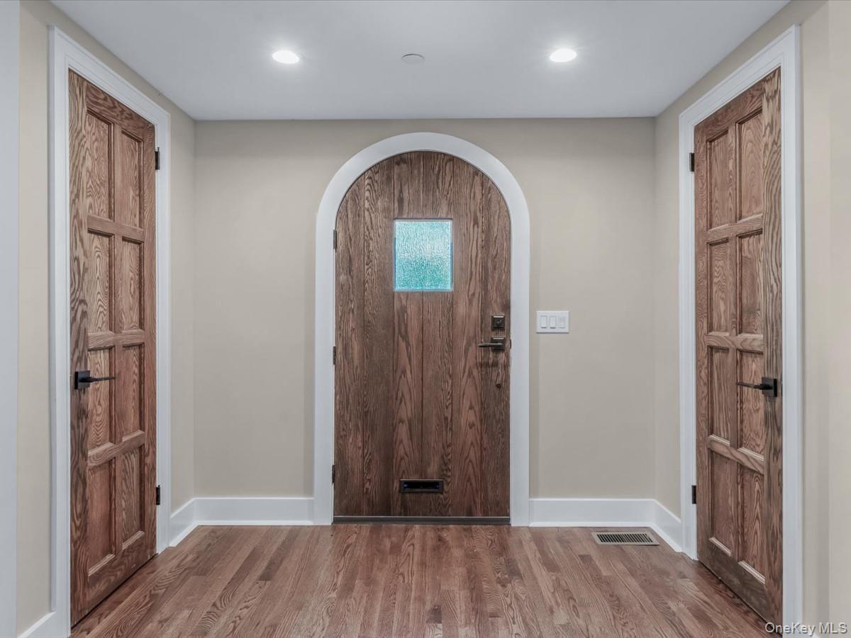 Single Family Stewart Nassau County, NY 11530, MLS-883095-5