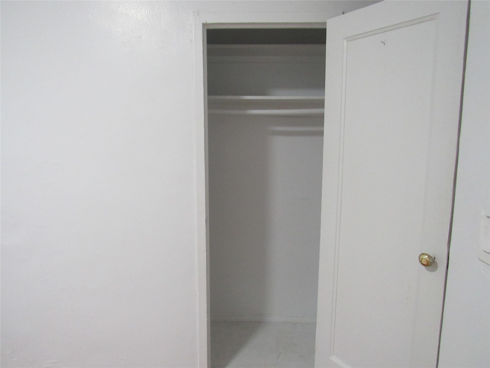 Apartment Odell  Bronx, NY 10462, MLS-883100-15