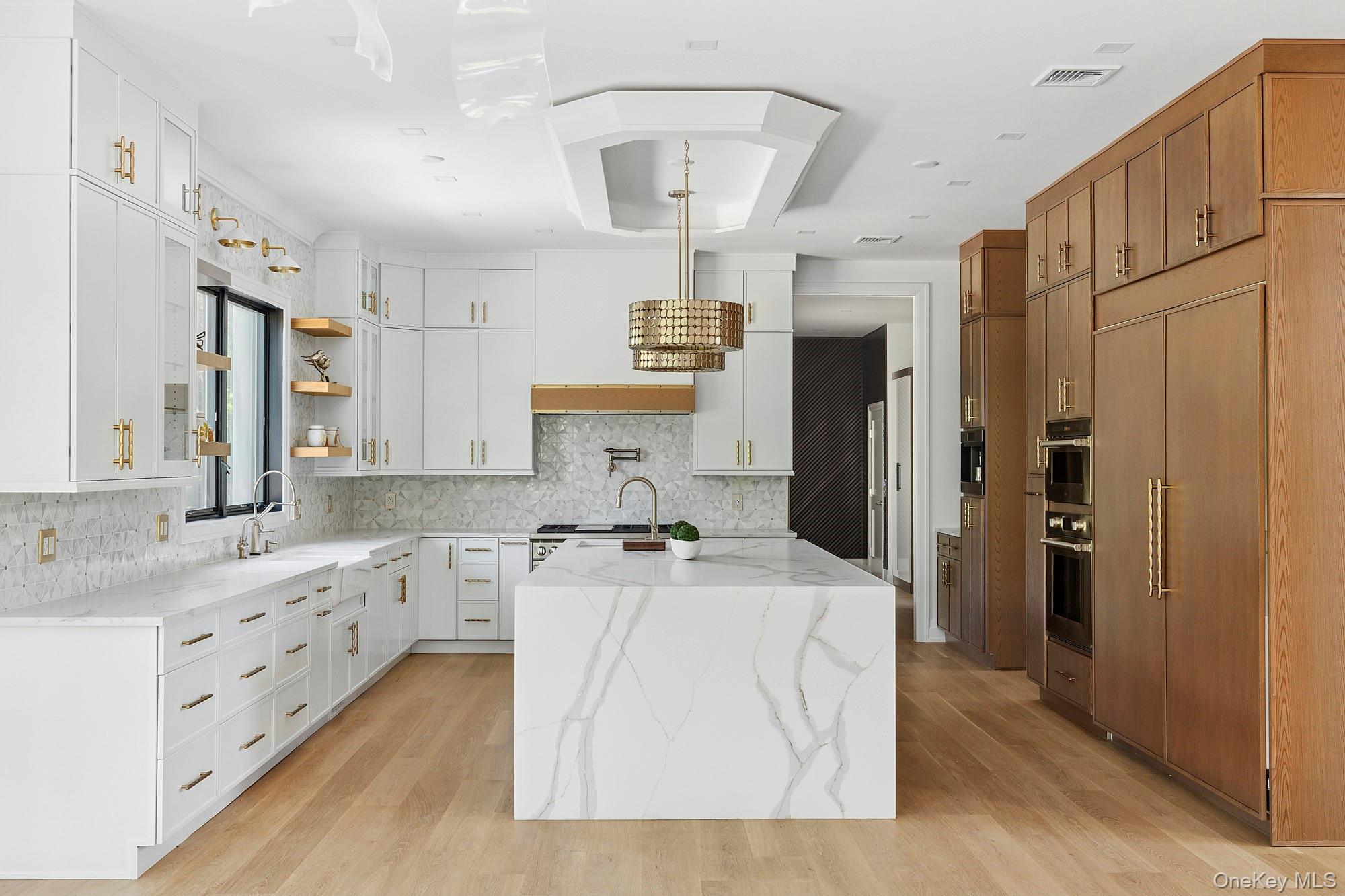 Single Family Saint Andrews Nassau County, NY 11568, MLS-883102-18