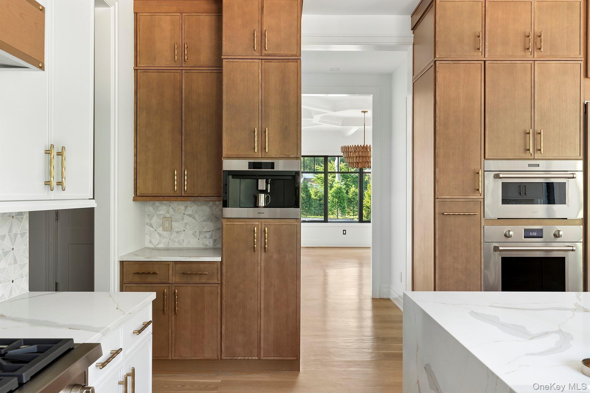 Single Family Saint Andrews Nassau County, NY 11568, MLS-883102-21