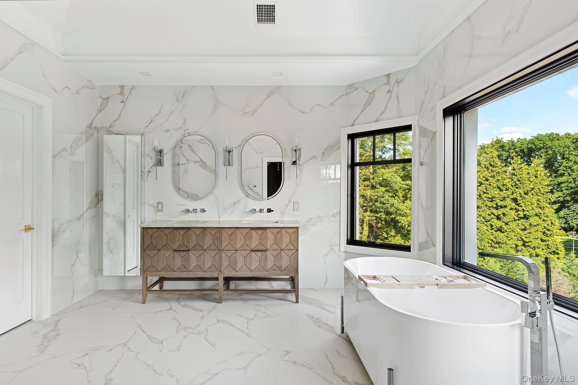 Single Family Saint Andrews Nassau County, NY 11568, MLS-883102-33