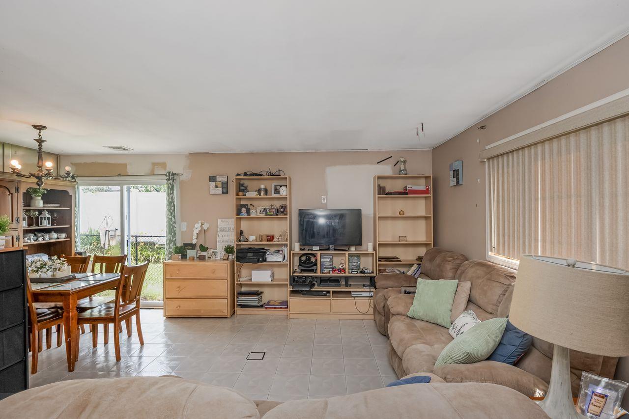 Single Family Belle  Suffolk County, NY 11779, MLS-883111-4
