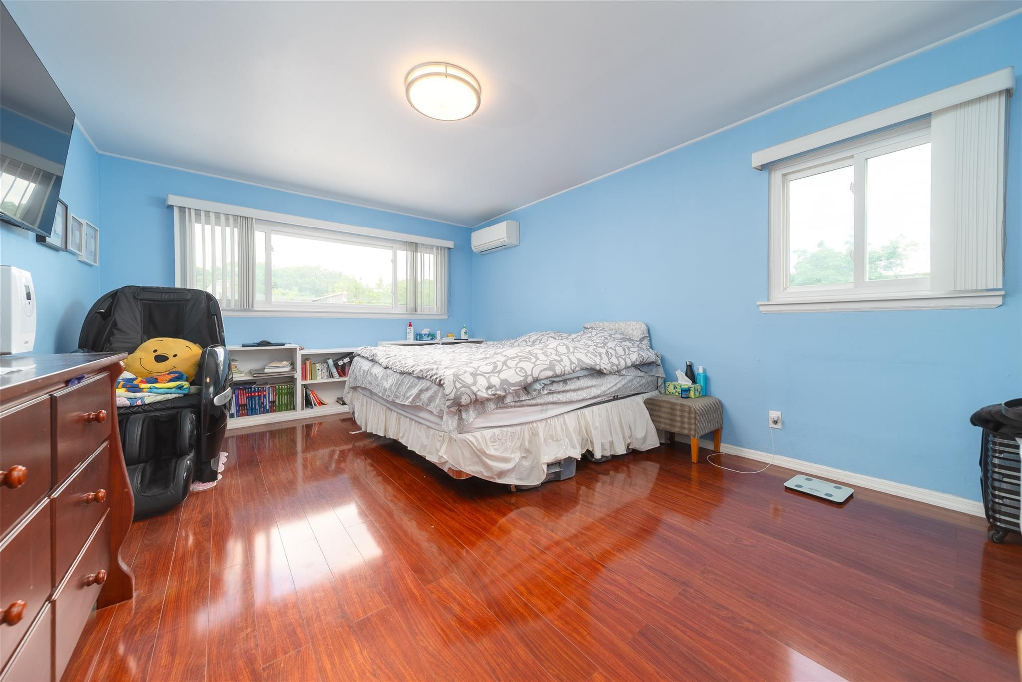 Single Family 197th  Queens, NY 11365, MLS-883153-13