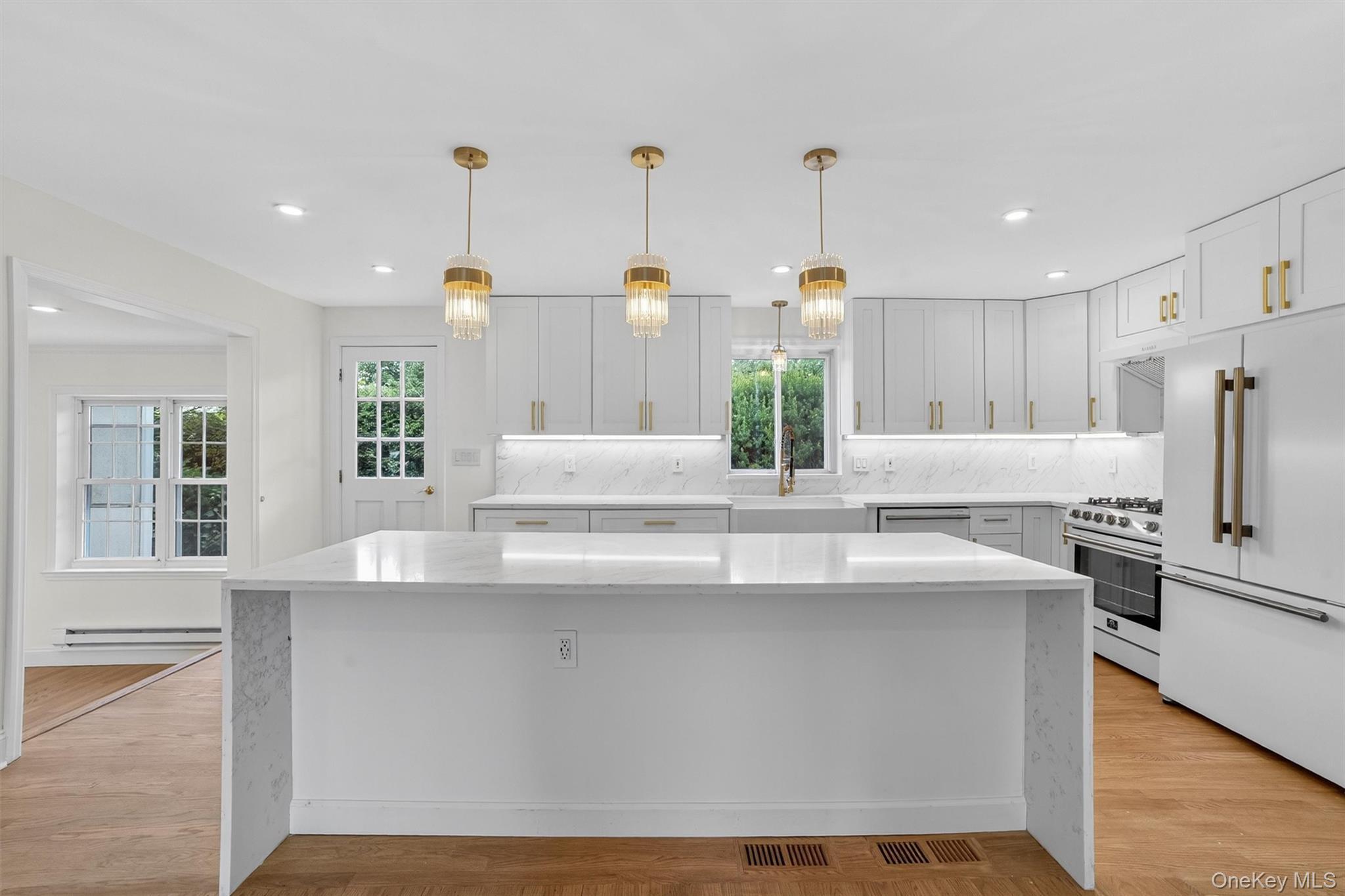 Single Family Benedict Westchester County, NY 10709, MLS-883158-13