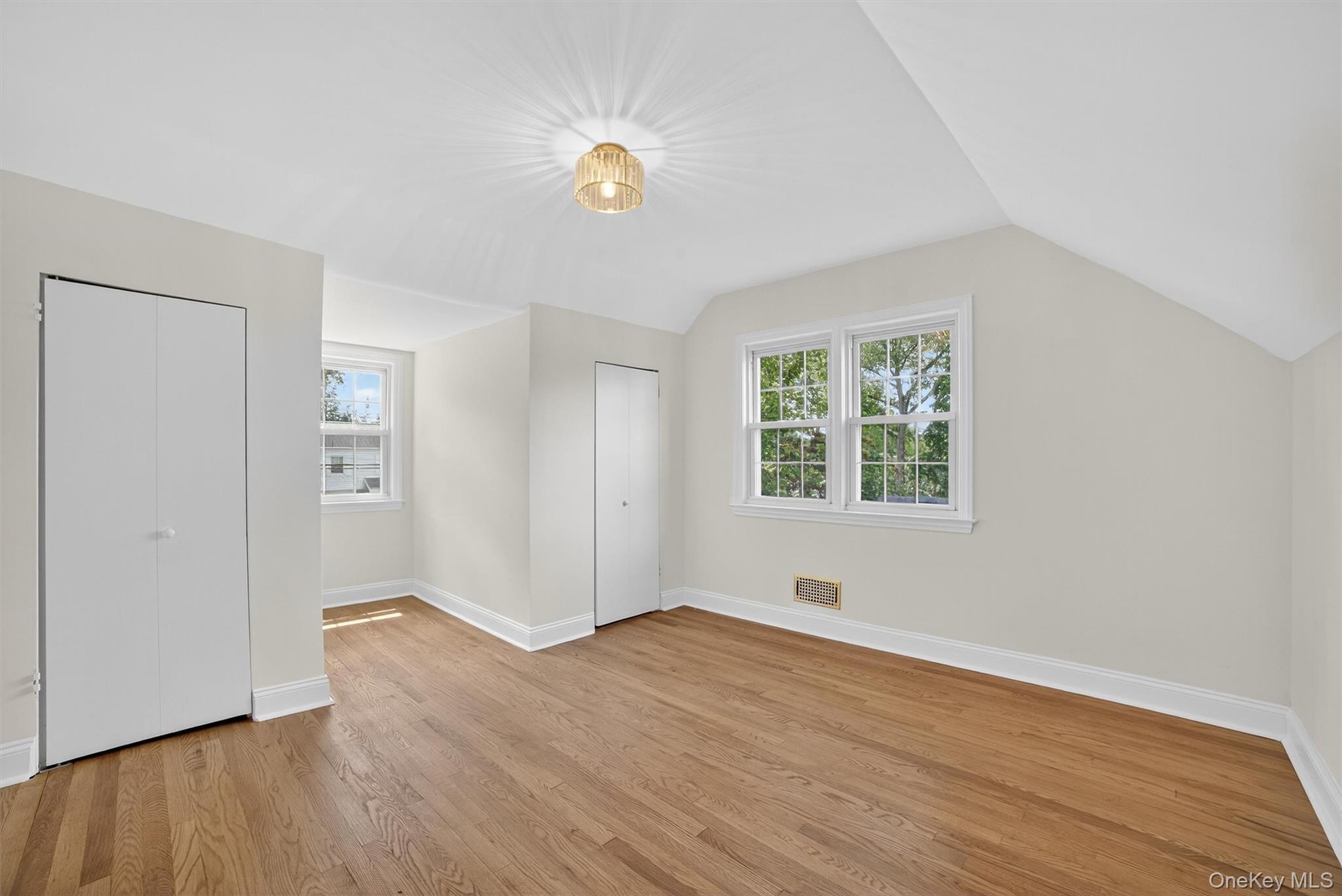 Single Family Benedict Westchester County, NY 10709, MLS-883158-28