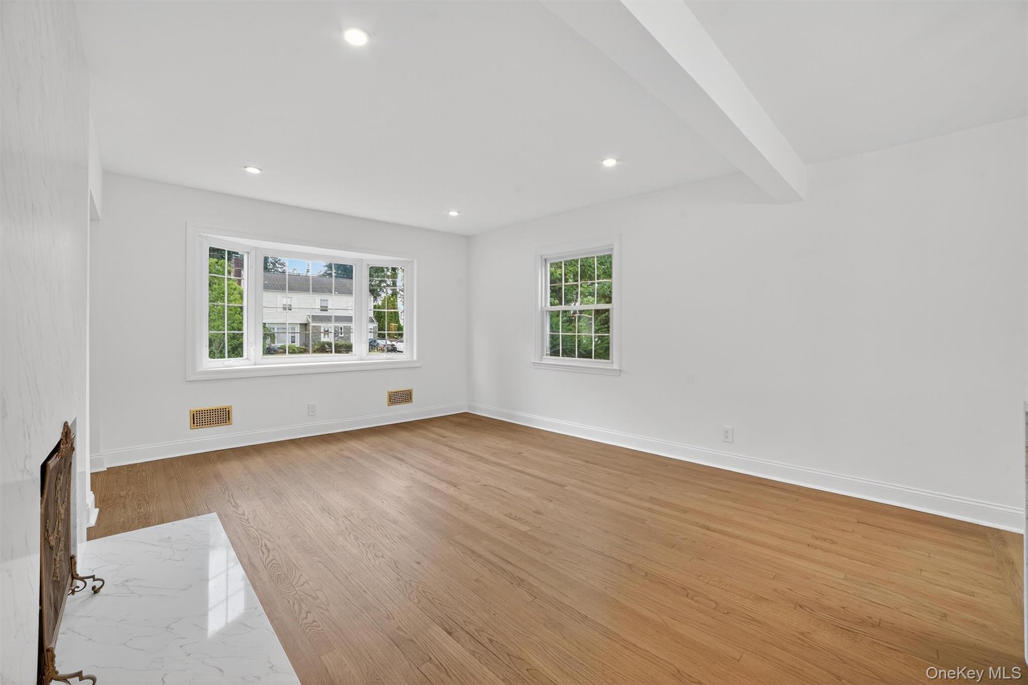 Single Family Benedict Westchester County, NY 10709, MLS-883158-9