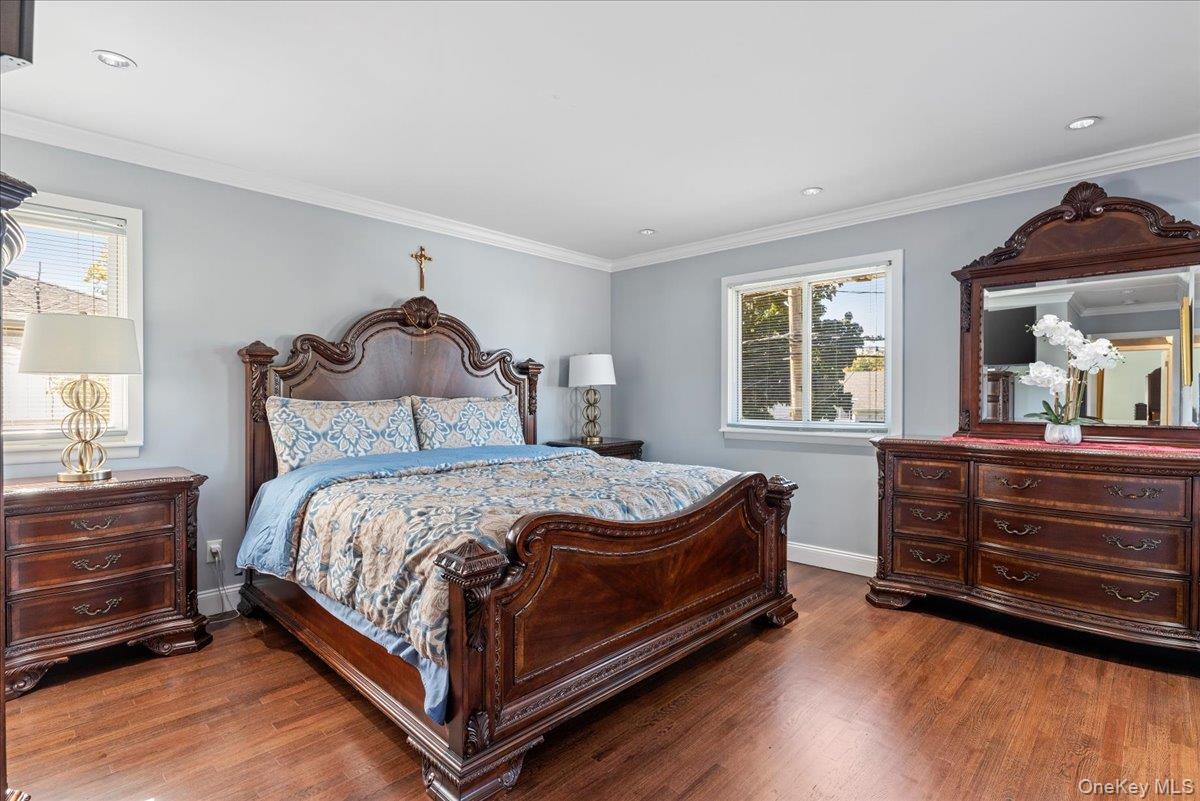 Single Family Hungry Harbor  Nassau County, NY 11581, MLS-883172-12