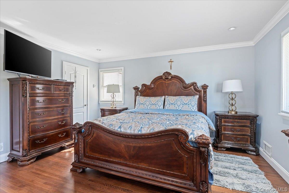 Single Family Hungry Harbor  Nassau County, NY 11581, MLS-883172-13