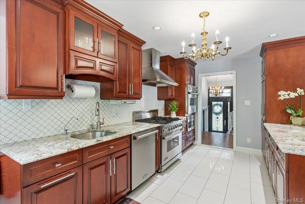 Single Family Hungry Harbor  Nassau County, NY 11581, MLS-883172-2