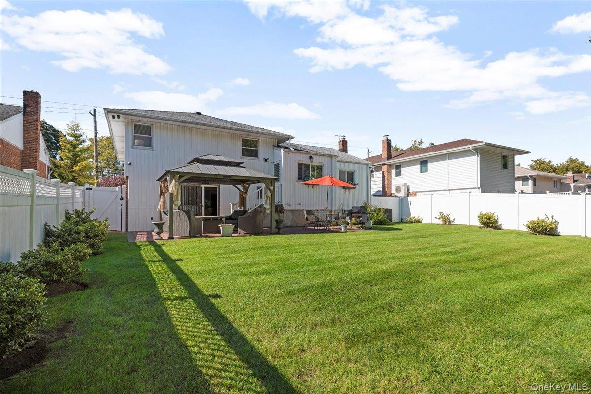 Single Family Hungry Harbor  Nassau County, NY 11581, MLS-883172-26