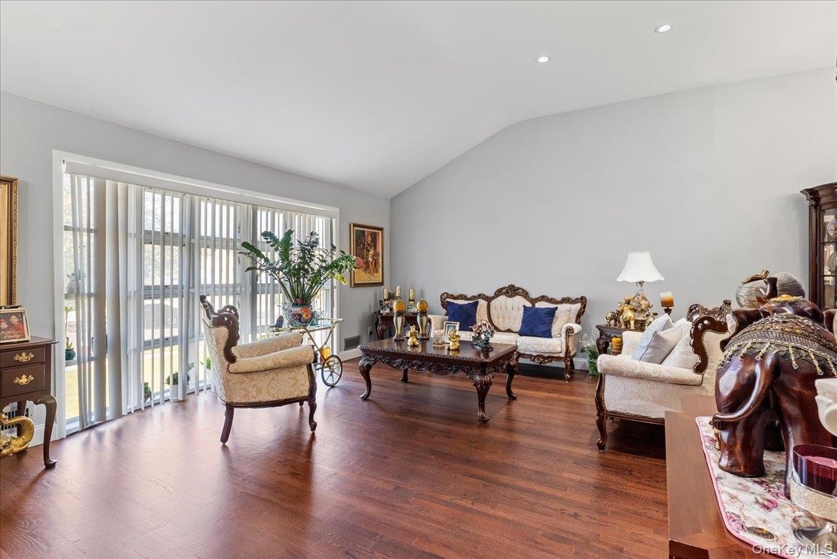 Single Family Hungry Harbor  Nassau County, NY 11581, MLS-883172-8