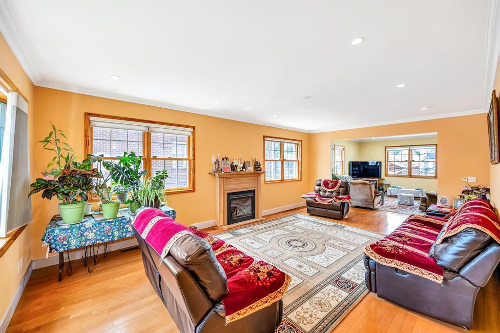 Single Family 263rd  Queens, NY 11001, MLS-883190-10