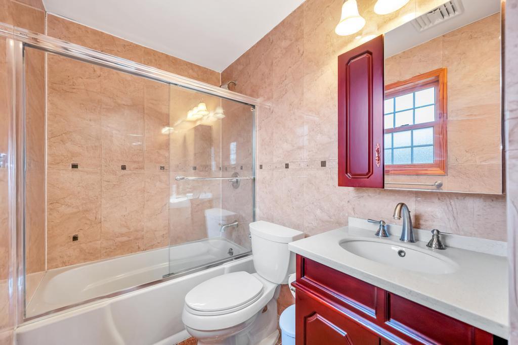 Single Family 263rd  Queens, NY 11001, MLS-883190-23