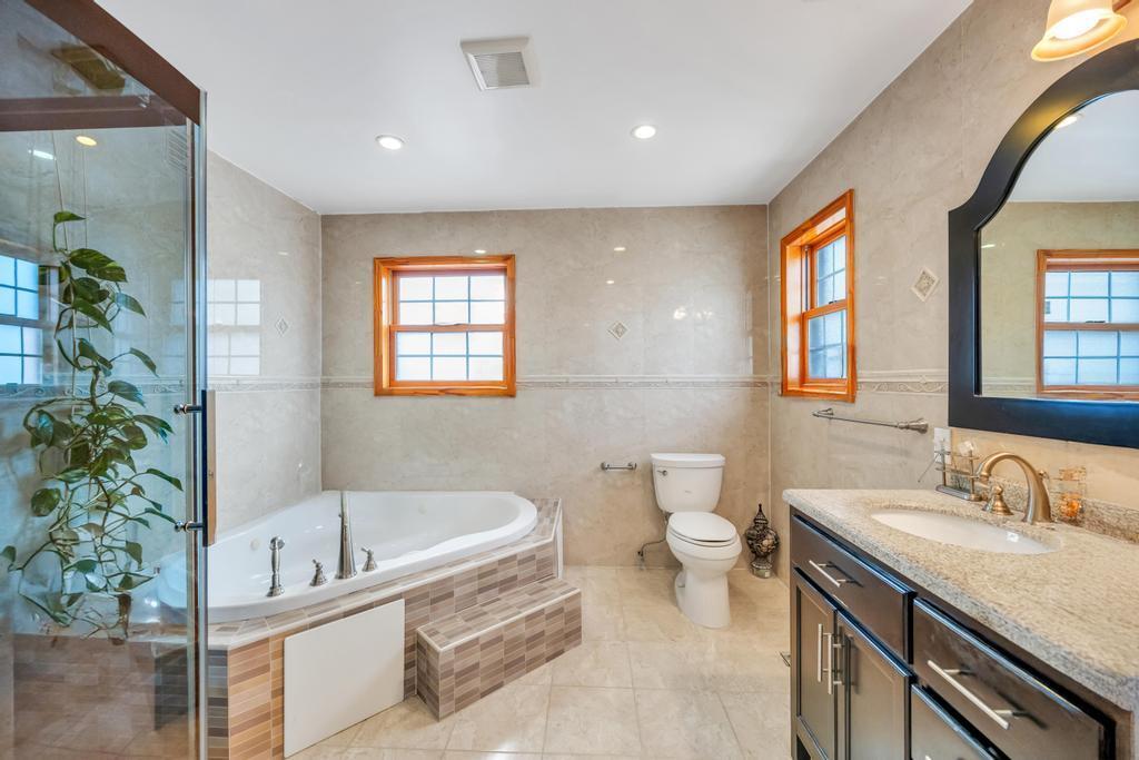 Single Family 263rd  Queens, NY 11001, MLS-883190-26