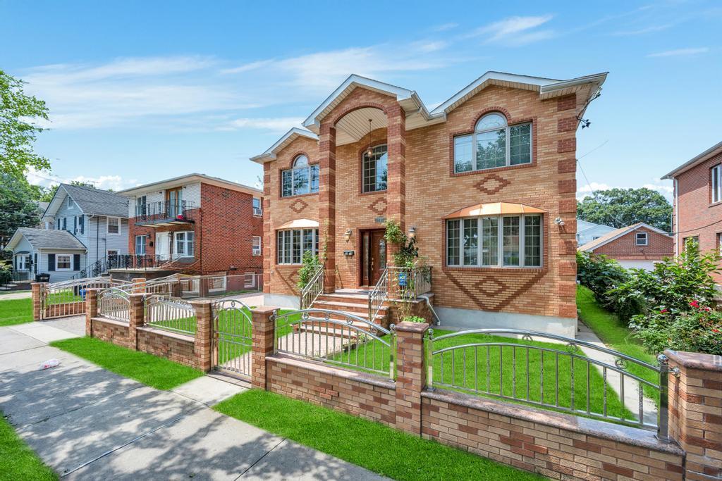 Single Family 263rd  Queens, NY 11001, MLS-883190-3