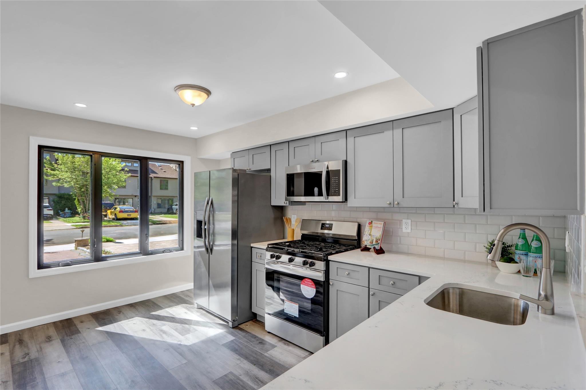Single Family Patterson  Staten Island, NY 10306, MLS-883224-8
