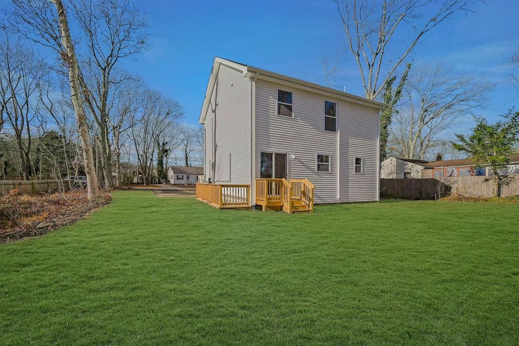 Single Family Neighborhood Road  Suffolk County, NY 11951, MLS-883231-28