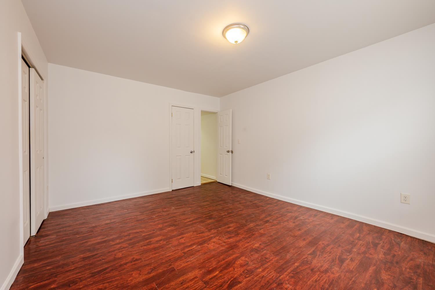 Single Family Sacket  Bronx, NY 10462, MLS-883234-16