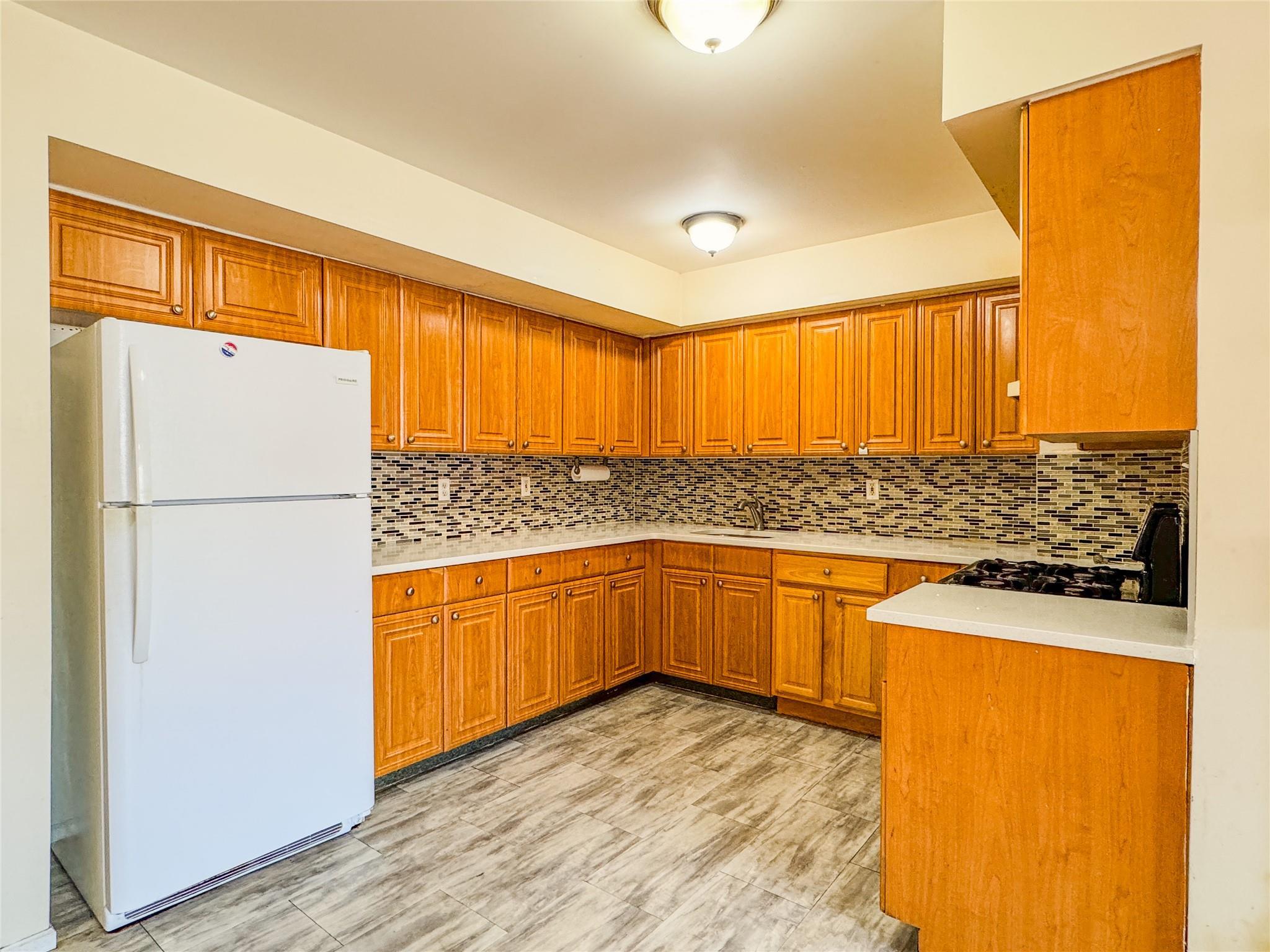 Single Family 81st  Queens, NY 11416, MLS-883262-5