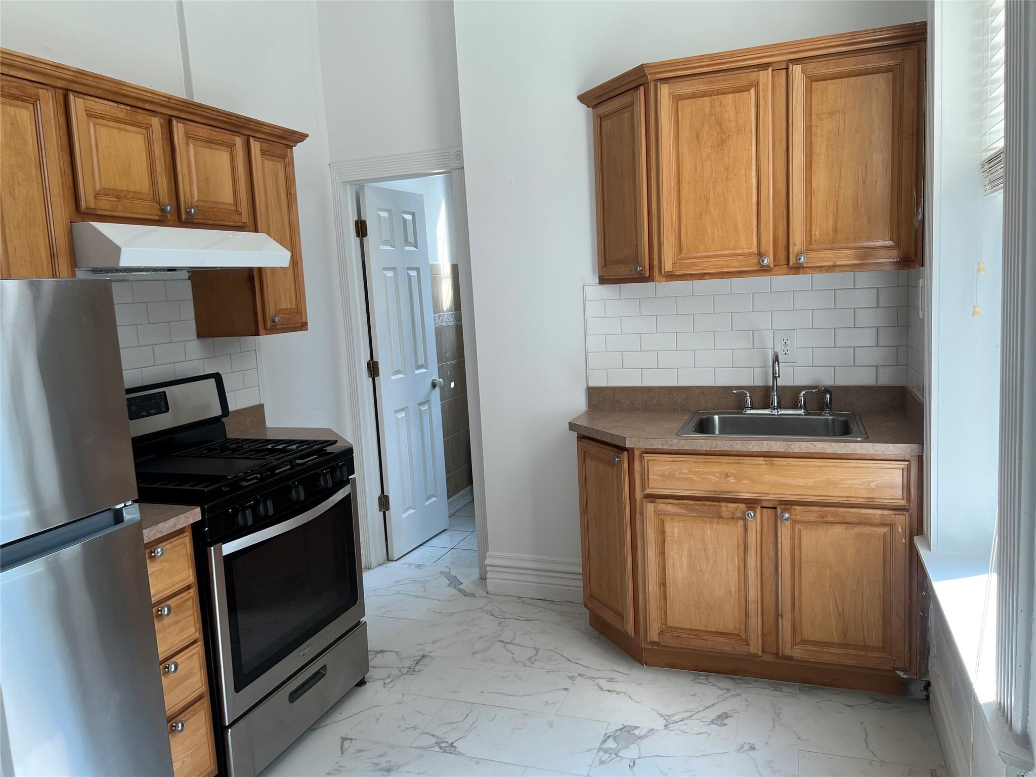 Apartment 117th  Manhattan, NY 10035, MLS-883274-3