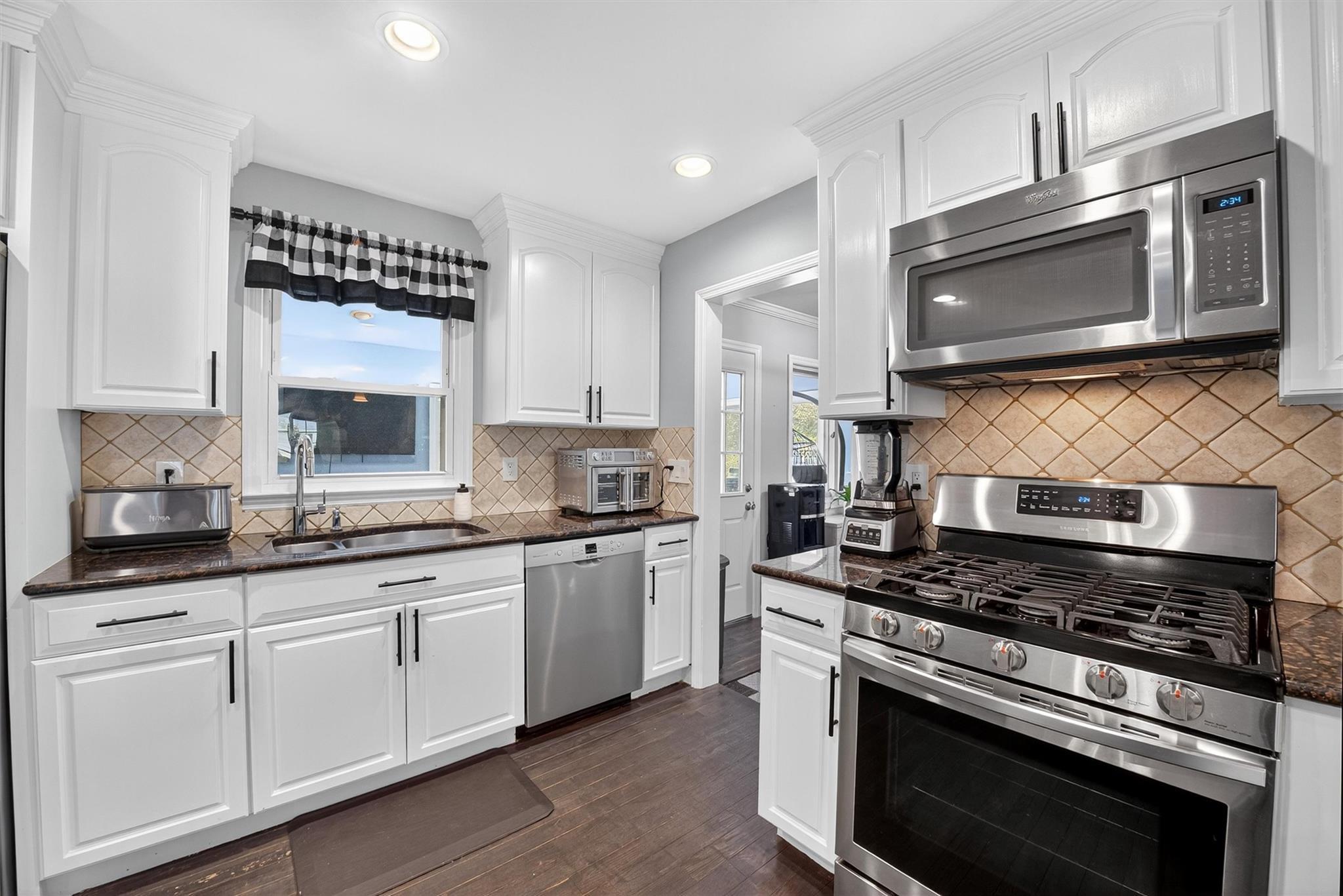 Single Family Spring Rock  Orange County, NY 12553, MLS-883310-16
