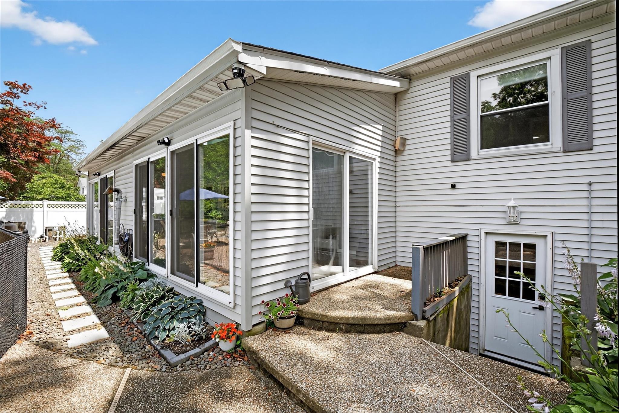 Single Family Spring Rock  Orange County, NY 12553, MLS-883310-40