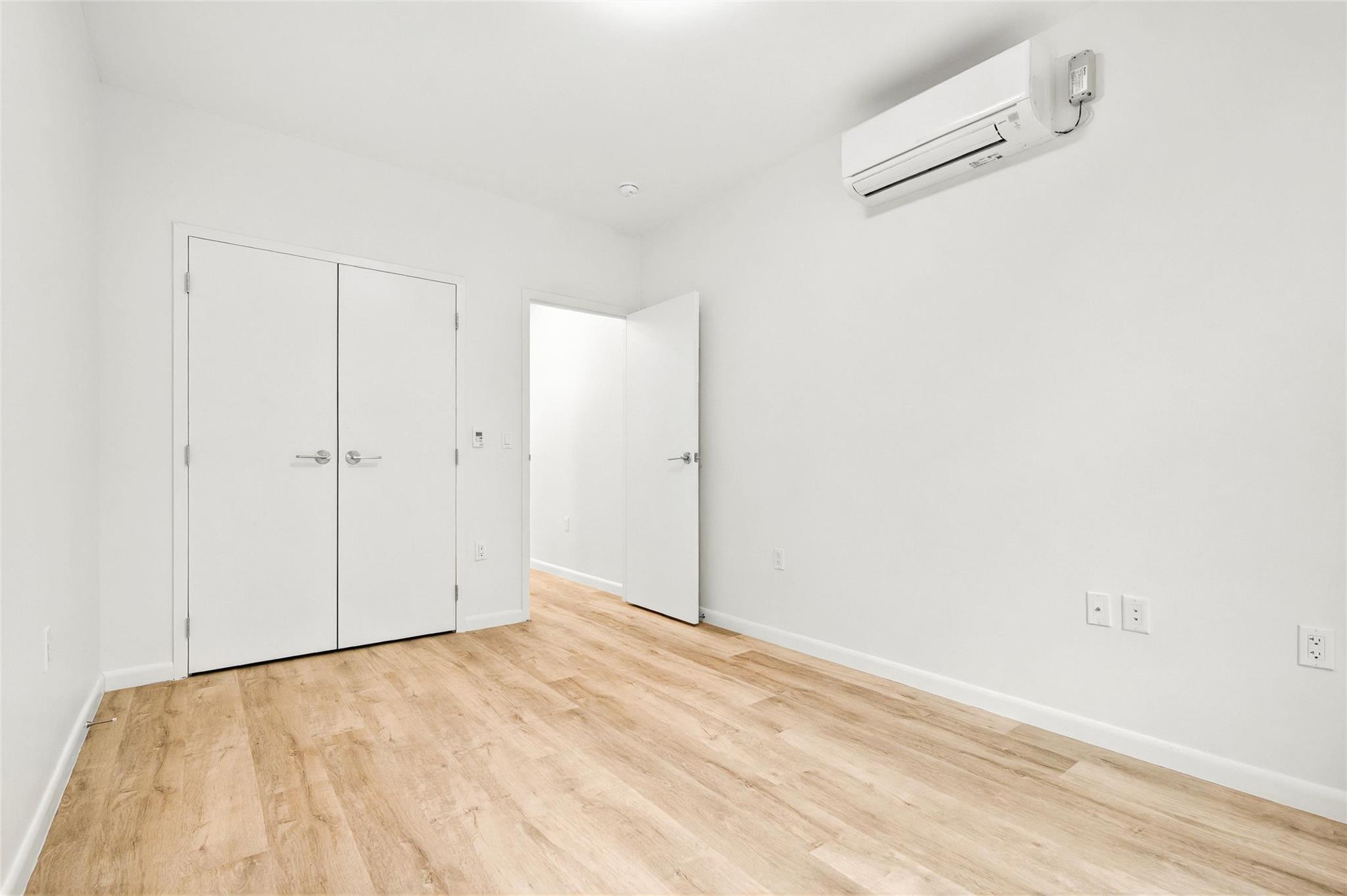 Coop Bronx River  Bronx, NY 10473, MLS-883313-18
