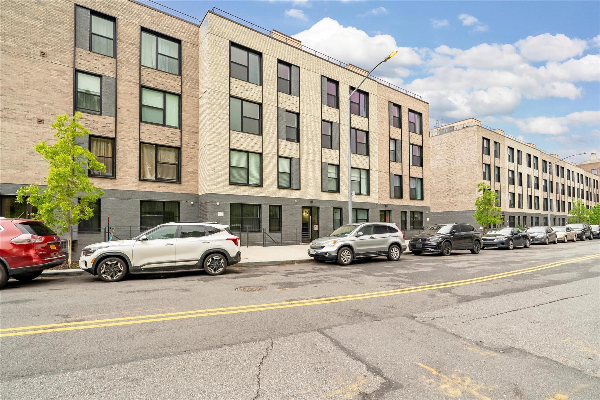 Coop Bronx River  Bronx, NY 10473, MLS-883313-3