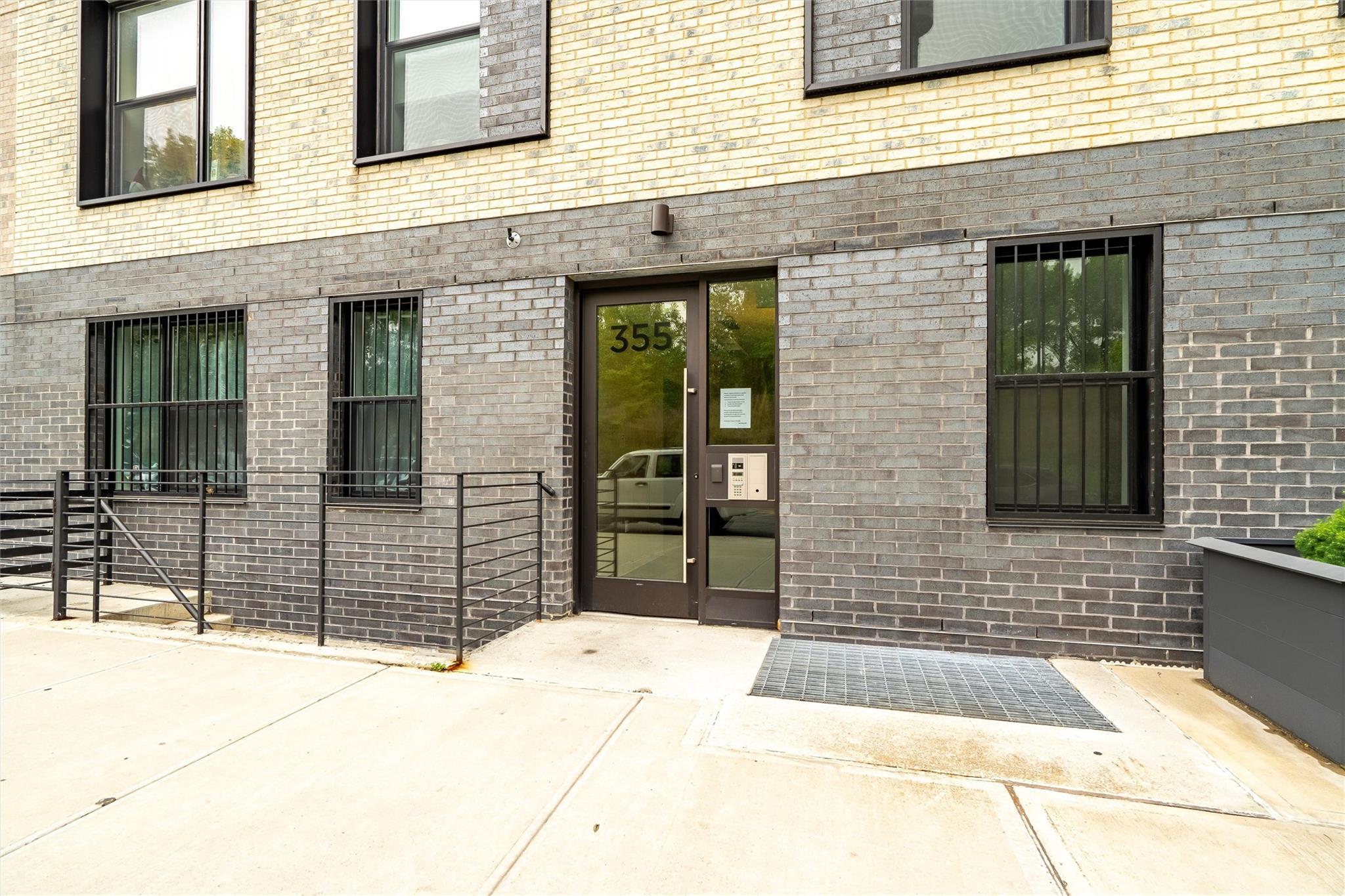 Coop Bronx River  Bronx, NY 10473, MLS-883313-4