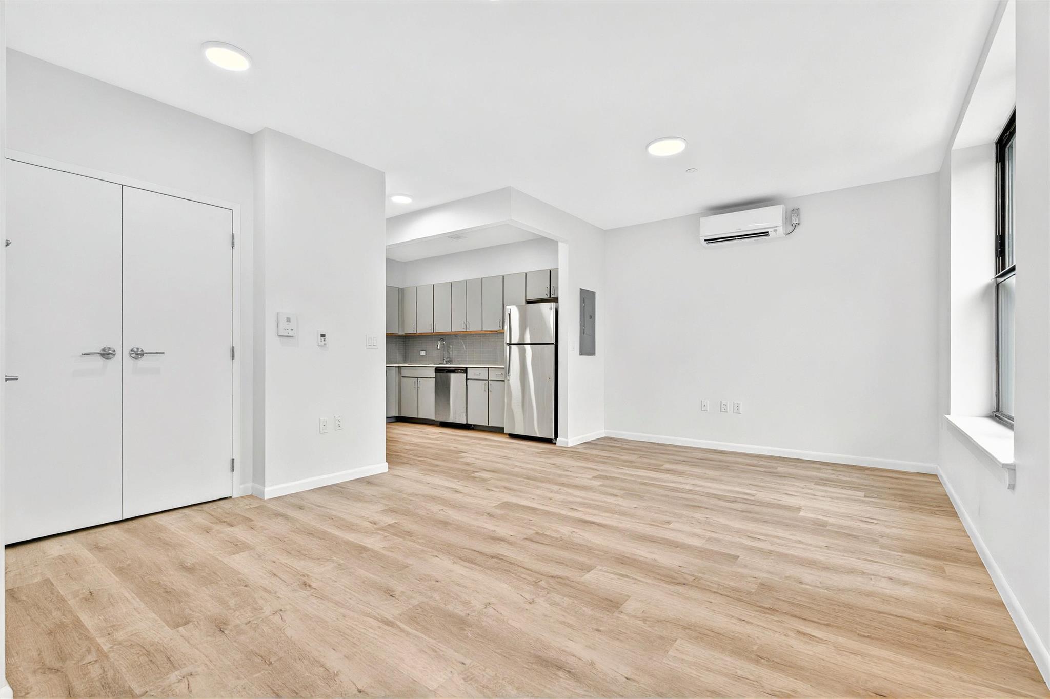Coop Bronx River  Bronx, NY 10473, MLS-883313-8