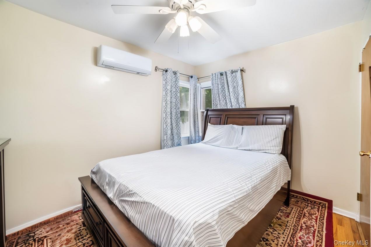 Single Family 264th  Queens, NY 11004, MLS-883316-9