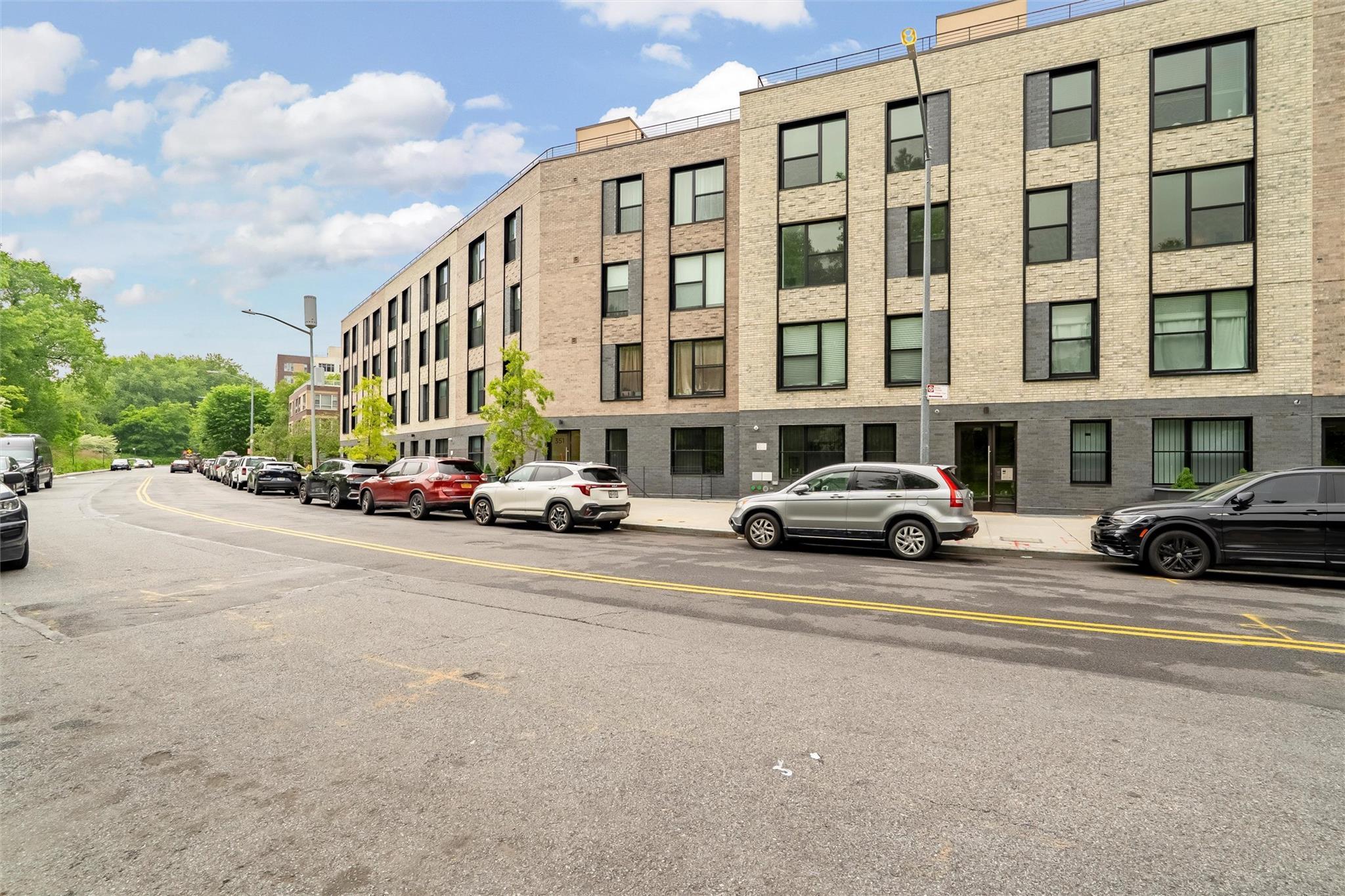 Coop Bronx River  Bronx, NY 10473, MLS-883326-2