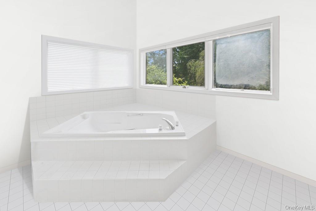 Single Family Hidden Cove  Suffolk County, NY 11968, MLS-883327-14