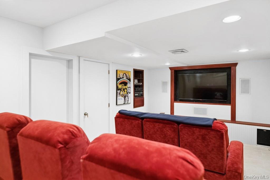 Single Family Hidden Cove  Suffolk County, NY 11968, MLS-883327-22